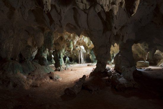 IFF Islands_Long Island Cave_Image_Bahamas.com